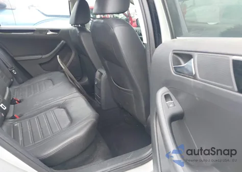 2015 Volkswagen Jetta 1.8T Sel из США, поврежденный, VIN 3VWL07AJXFM302251